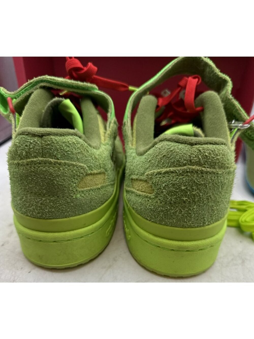 Adidas Forum Low the Grinch OPT1 Size 8 Men Size 9 Women’s - Picture 8 of 16